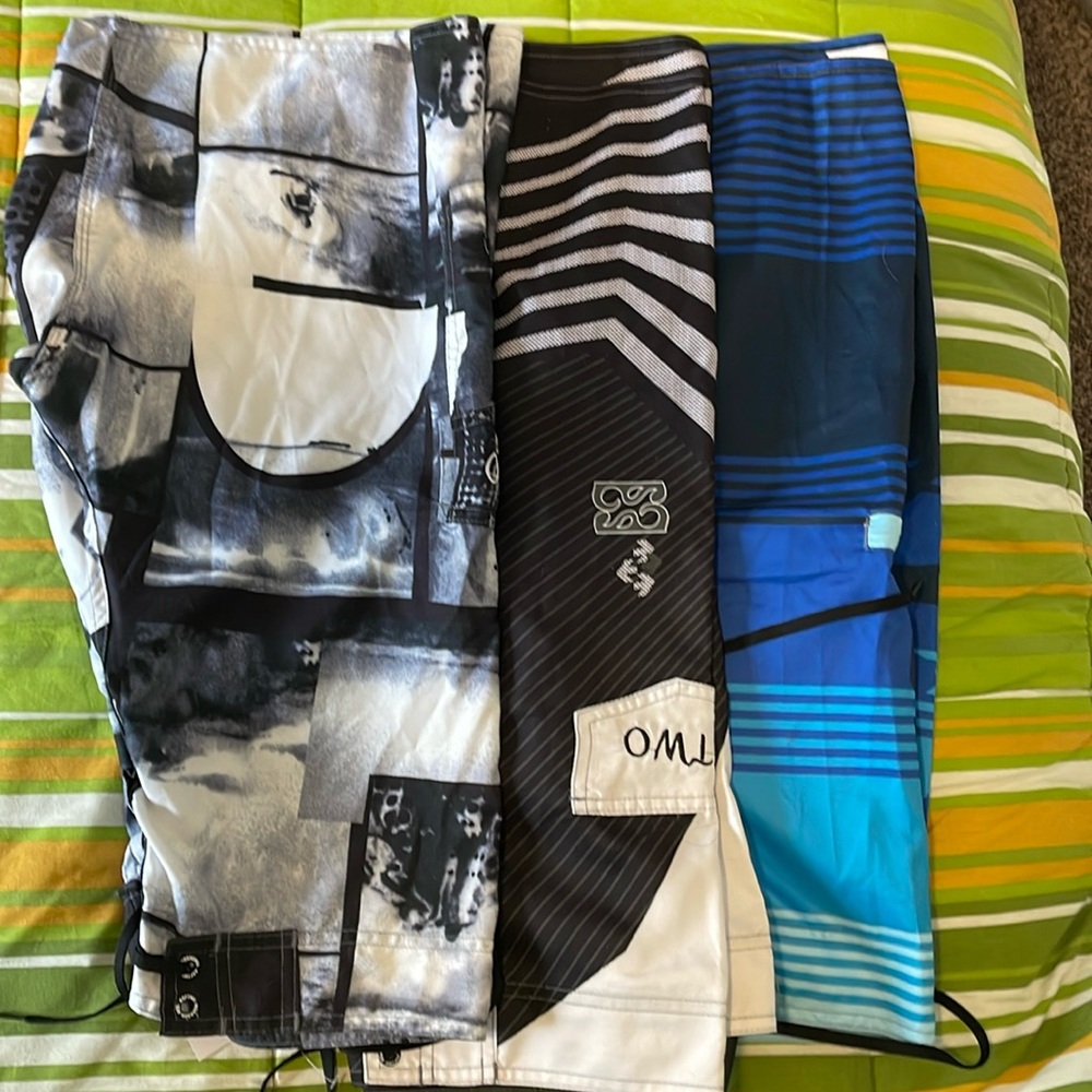 Men’s swim shorts